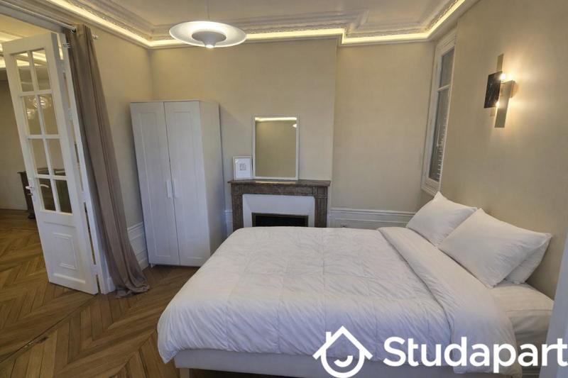 Chambre - 12 m² - 1 pièce