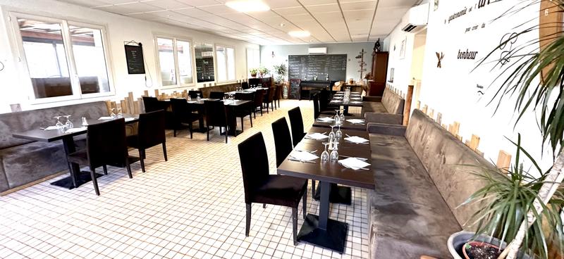 Fonds de commerce - Magasins - 155 m²