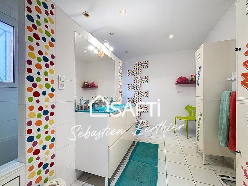 Maison - 130 m² - 5 pièces