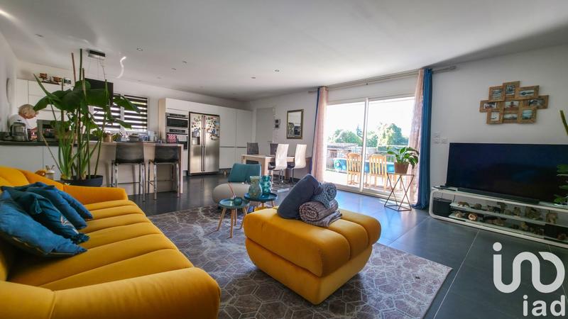 Maison - 98 m² - 5 pièces