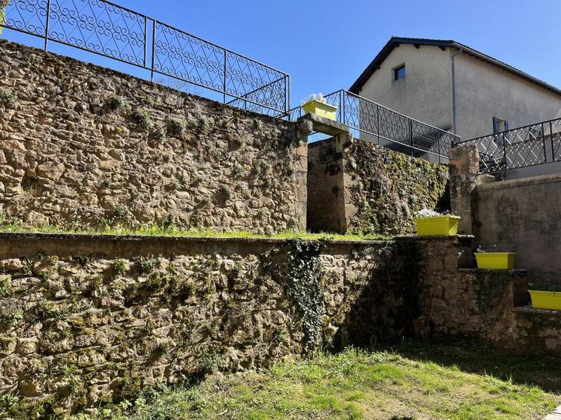 Maison en pierre - 140 m² - 5 pièces