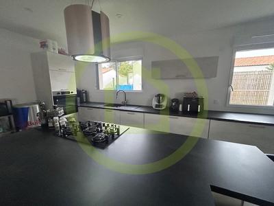 Maison - 103 m² - 5 pièces