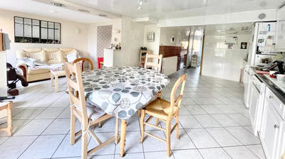 Maison - 125 m² - 7 pièces