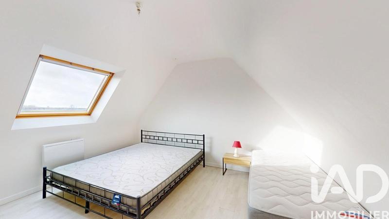 Maison - 157 m² - 9 pièces