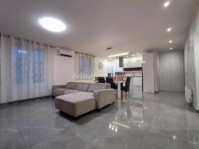 Appartement - 116 m² - 4 pièces