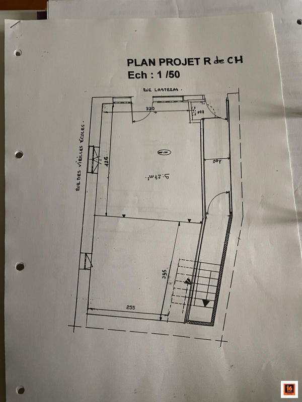 Maison - 90 m² - 5 pièces