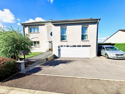 Villa - 155 m² - 6 pièces