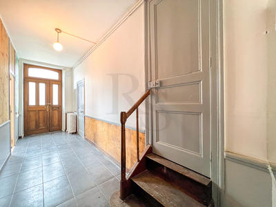Maison - 161 m² - 7 pièces