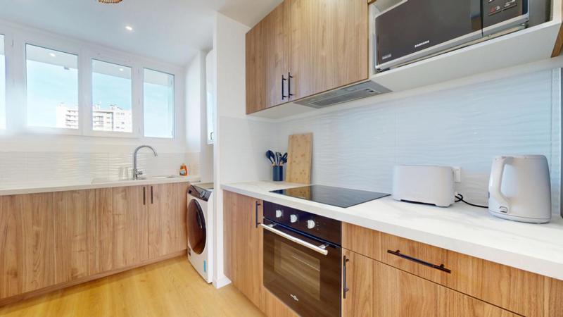 Appartement - 81 m² - 5 pièces