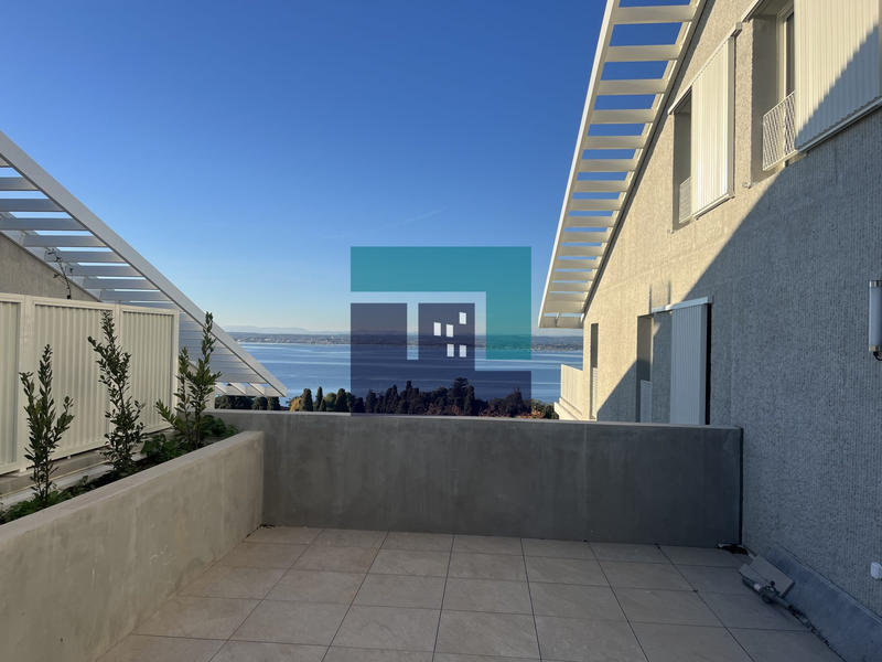 Appartement - 140 m² - 5 pièces