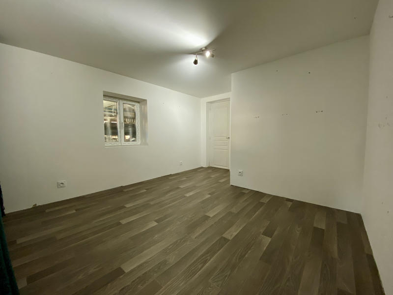 Maison - 342 m² - 5 pièces