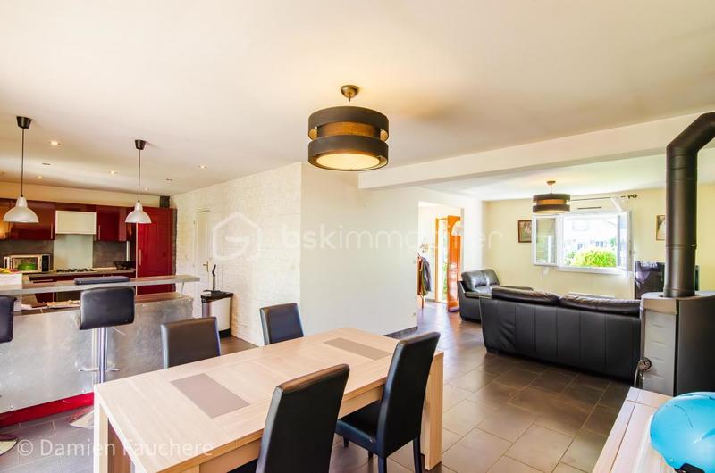 Maison - 100 m² - 6 pièces