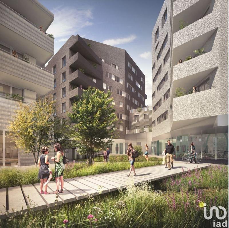 Appartement - 93 m² - 5 pièces