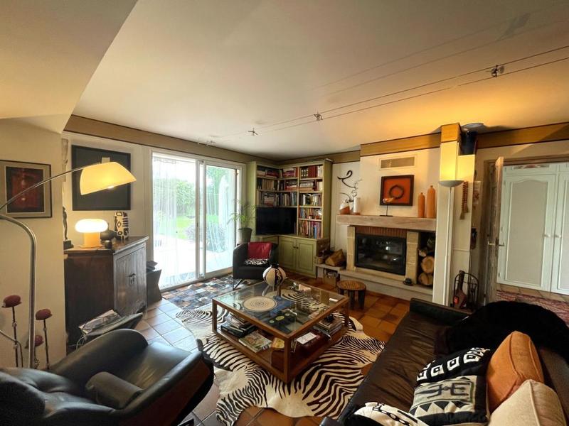 Maison - 225 m² - 6 pièces