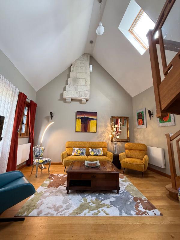 Maison - 274 m² - 12 pièces