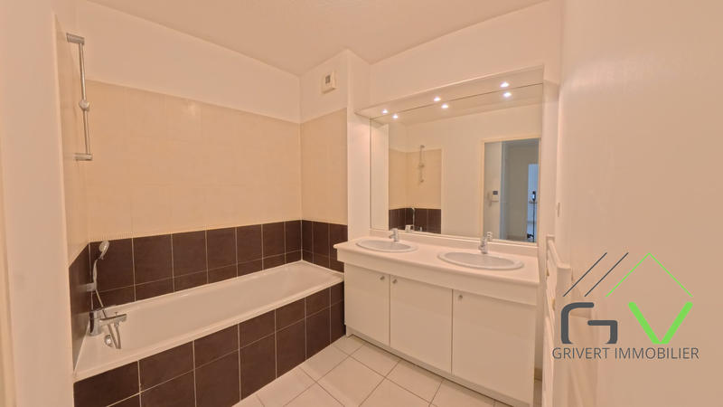 Appartement - 63 m² - 3 pièces