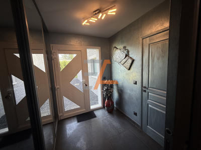 Villa - 220 m² - 7 pièces