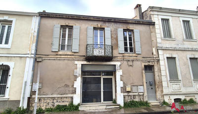 Maison - 140 m² - 3 pièces