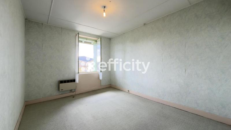 Maison de village - 160 m² - 8 pièces