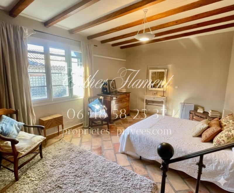 Maison - 213 m² - 6 pièces