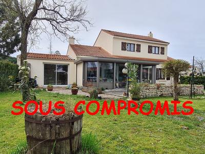 Maison - 159 m² - 8 pièces