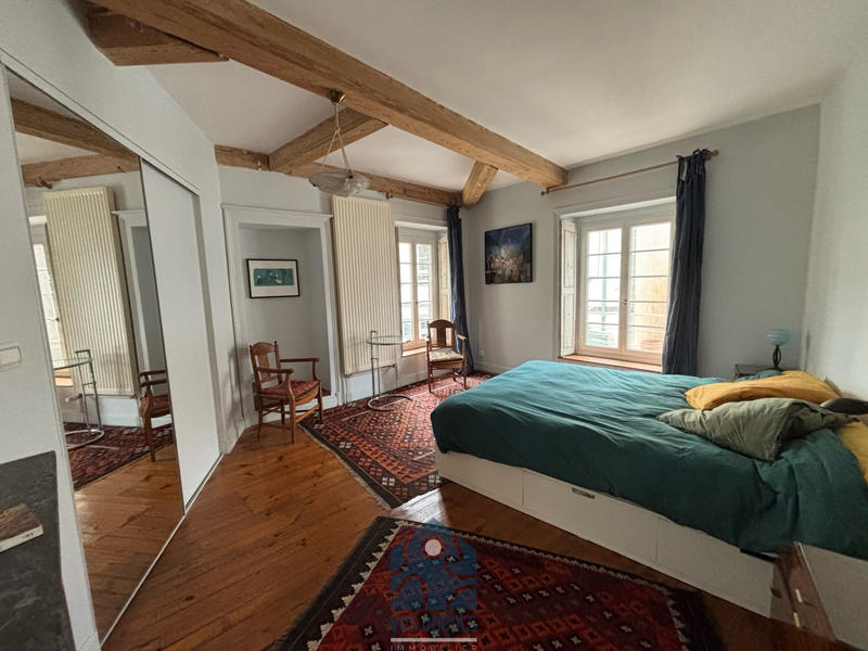 Appartement - 93 m² - 3 pièces