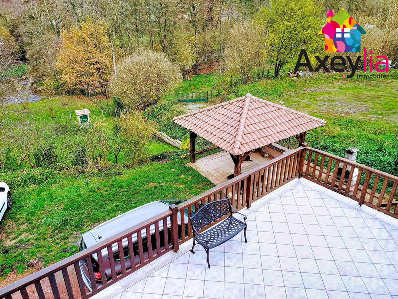 Maison - 144 m² - 5 pièces