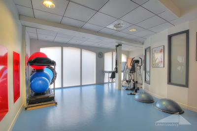 Local commercial - 107 m² - 5 pièces