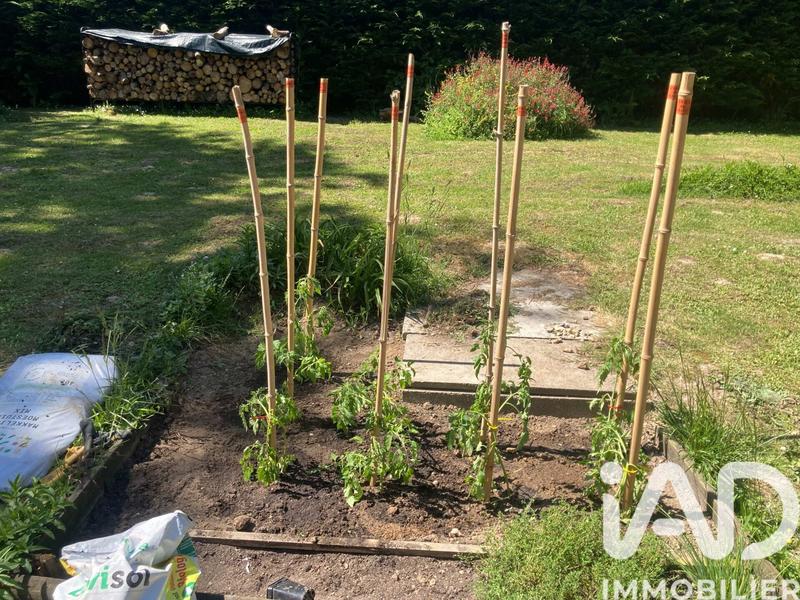 Maison - 327 m² - 13 pièces