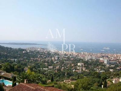 Villa - 530 m² - 10 pièces