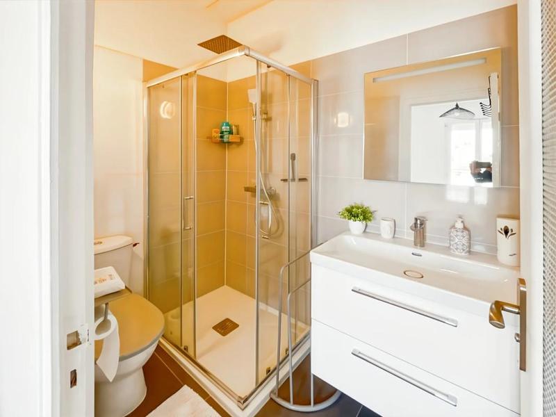 Maison en pierre - 180 m² - 6 pièces