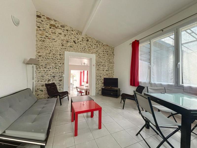 Maison - 90 m² - 5 pièces
