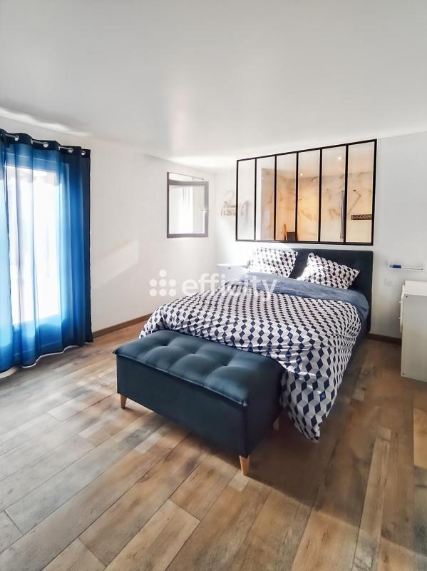 Maison - 158 m² - 6 pièces