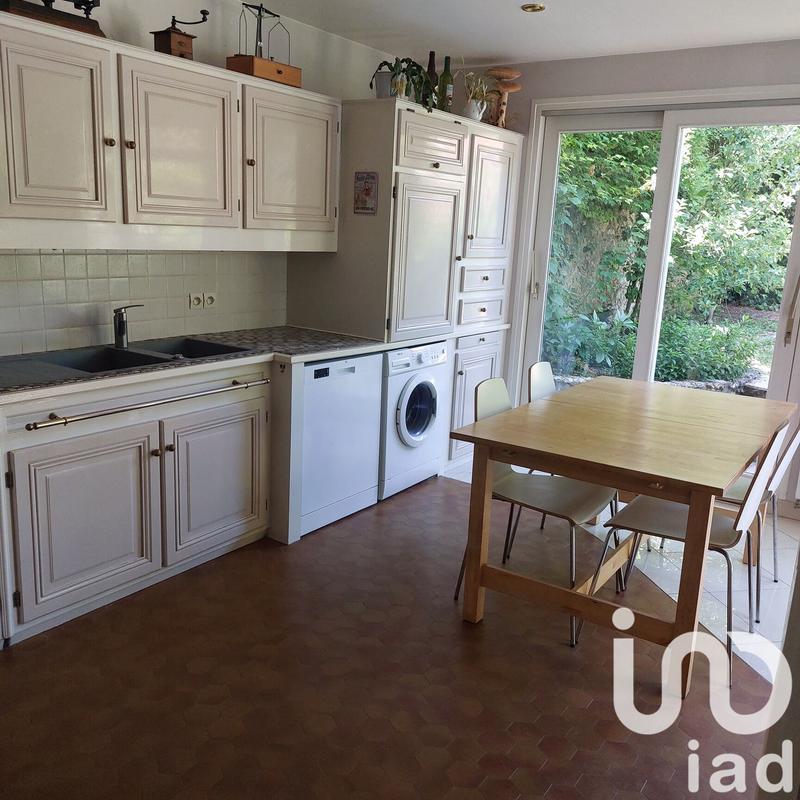 Maison - 215 m² - 8 pièces