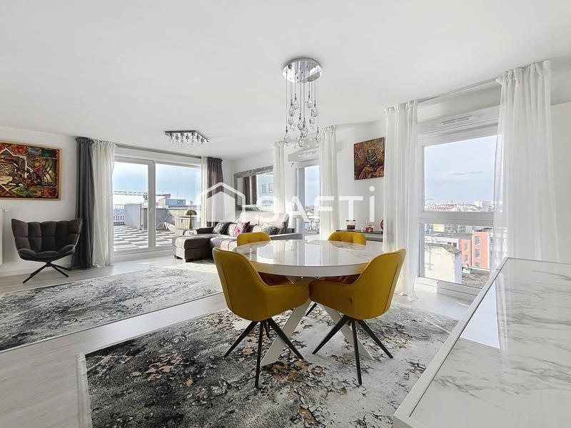 Appartement - 99 m² - 6 pièces