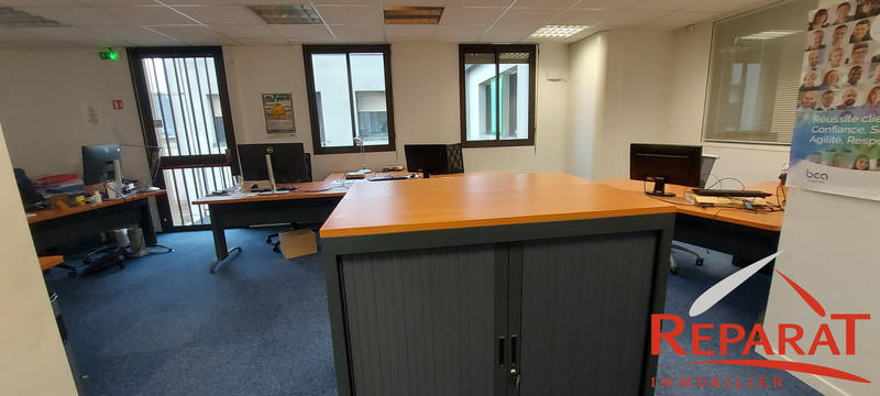 Bureau - 168 m²