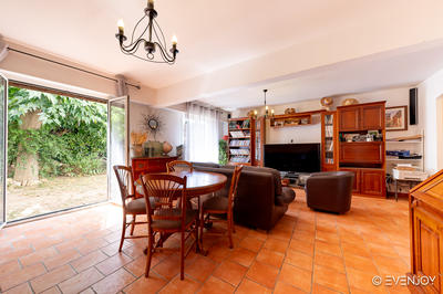 Appartement - 104 m² - 4 pièces