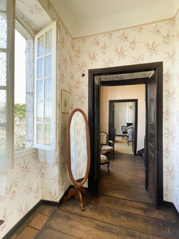 Maison - 161 m² - 5 pièces