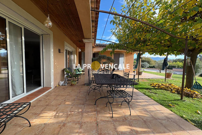 Maison - 171 m² - 6 pièces