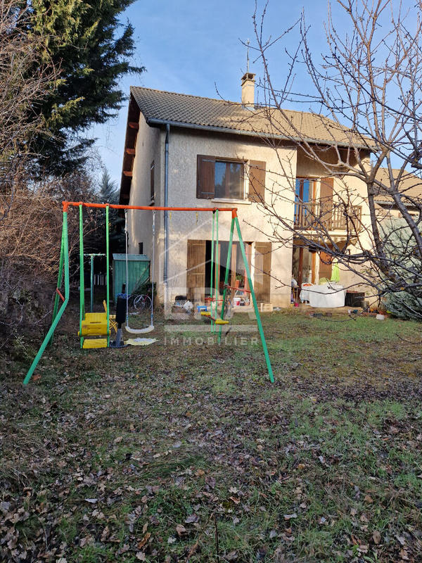 Maison - 92 m² - 4 pièces