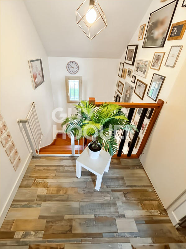 Maison - 160 m² - 7 pièces