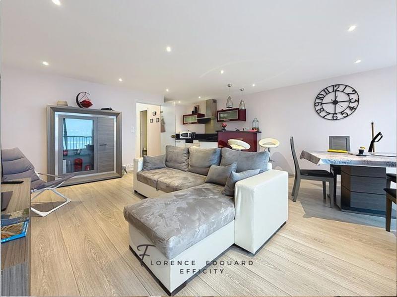 Appartement - 64 m² - 4 pièces