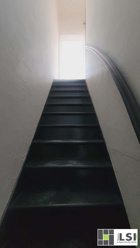 Maison - 89 m² - 7 pièces