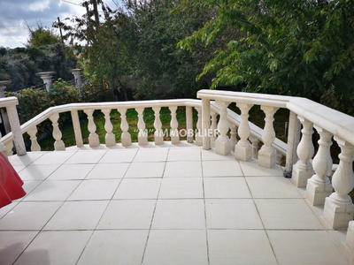 Maison - 160 m² - 5 pièces