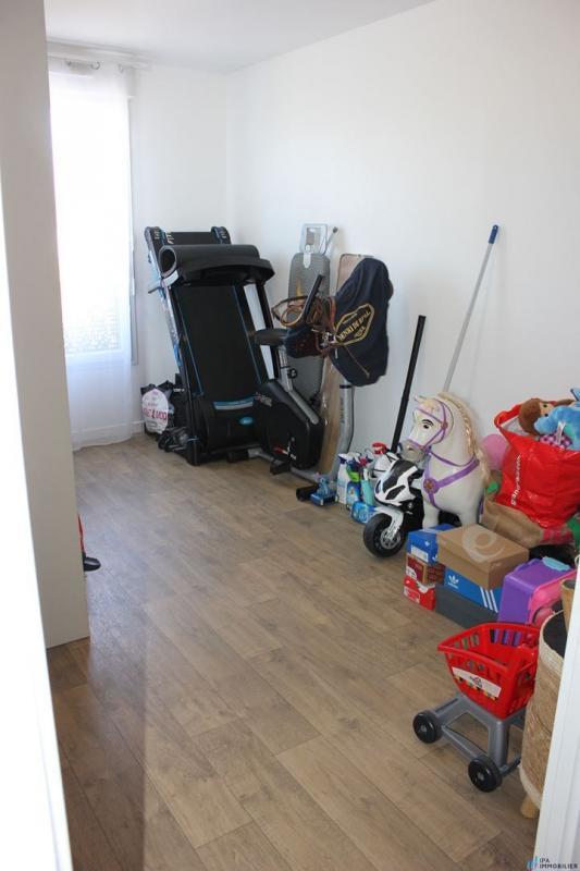 Maison jumelée - 81 m² - 4 pièces