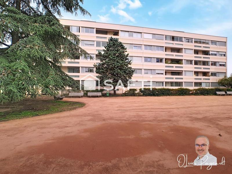 Appartement - 113 m² - 6 pièces