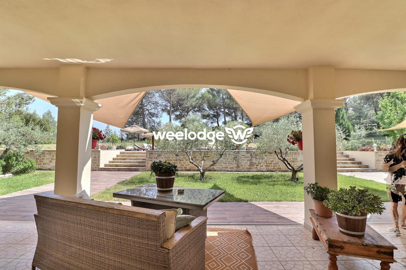 Bastide - 334 m² - 9 pièces