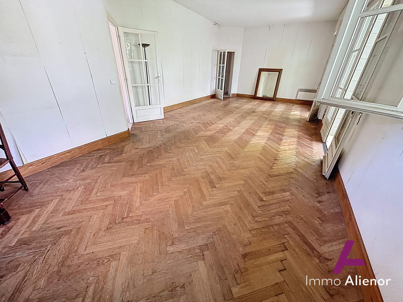 Maison - 139 m² - 5 pièces