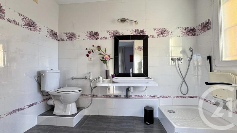 Appartement - 100 m² - 3 pièces