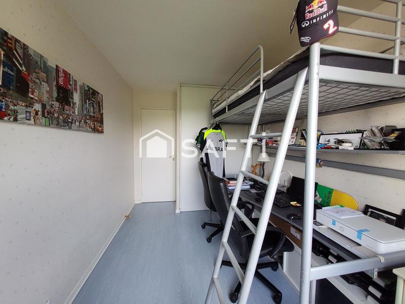 Maison - 93 m² - 5 pièces